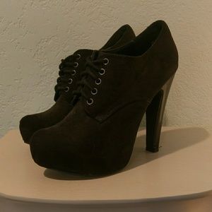 Black platform lace up heels